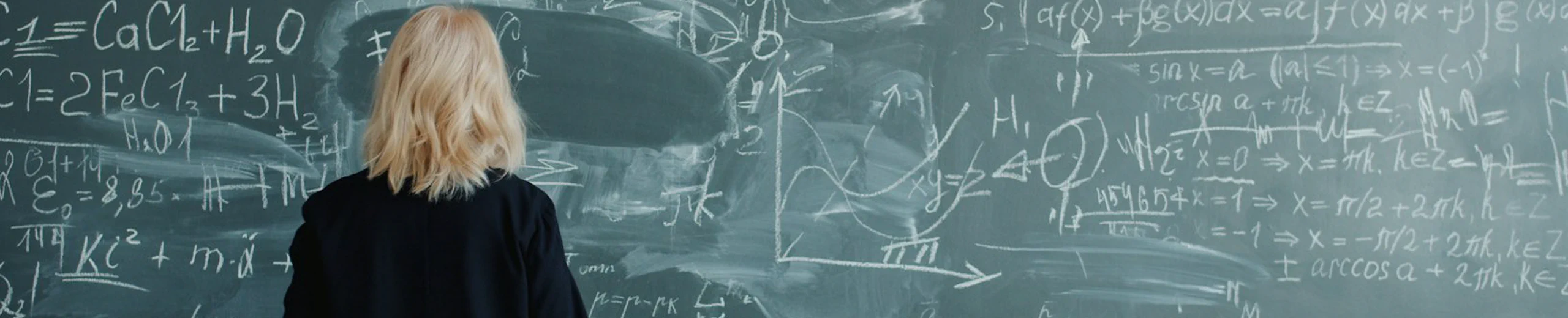 Science Is Not a Golden Rule: A Teacher’s Journey into the Replicability Crisis